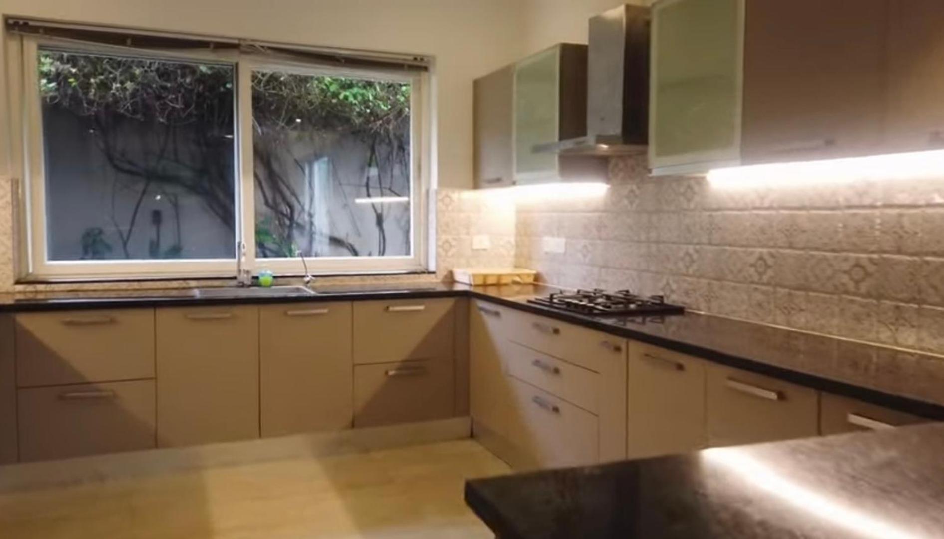 Shreeyansh Villa Вагатор Екстериор снимка